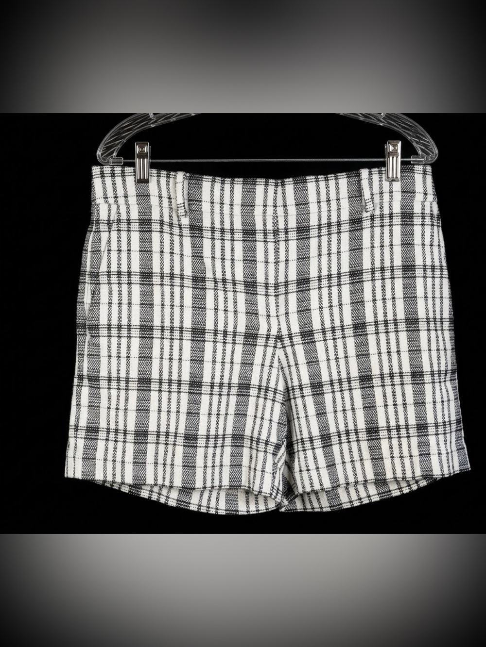 Ann Taylor black and white plaid shorts 6